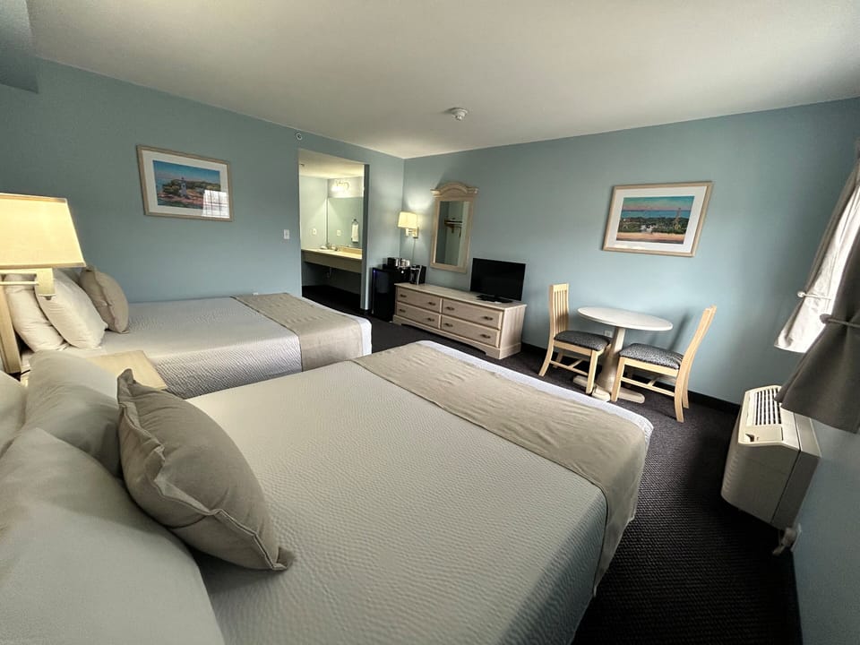 Standard Double Room, 1 Bedroom, Courtyard Area | Iron/ironing board, rollaway beds, WiFi, bed sheets