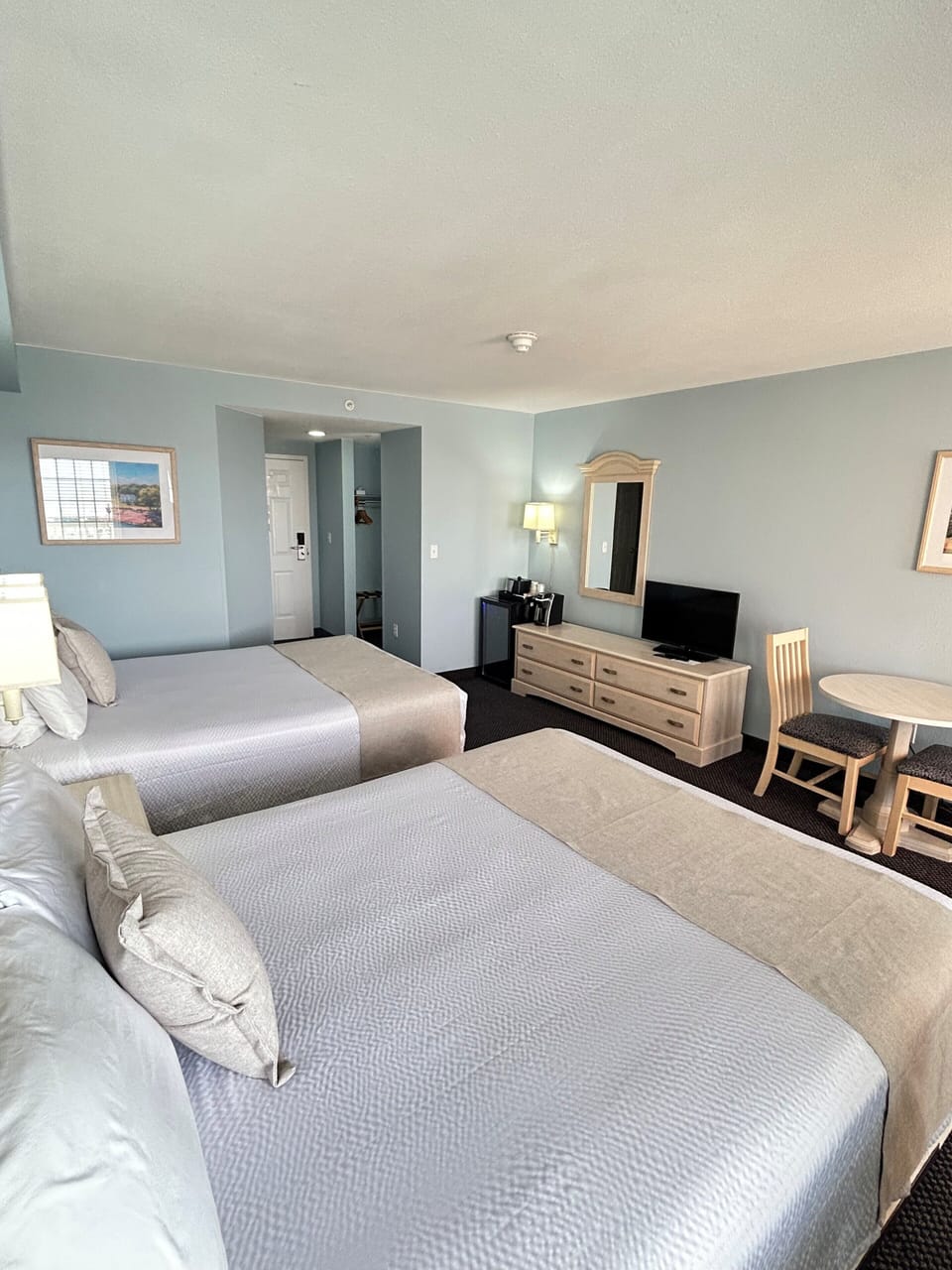 Deluxe Room, 2 Queen Beds | Iron/ironing board, rollaway beds, WiFi, bed sheets