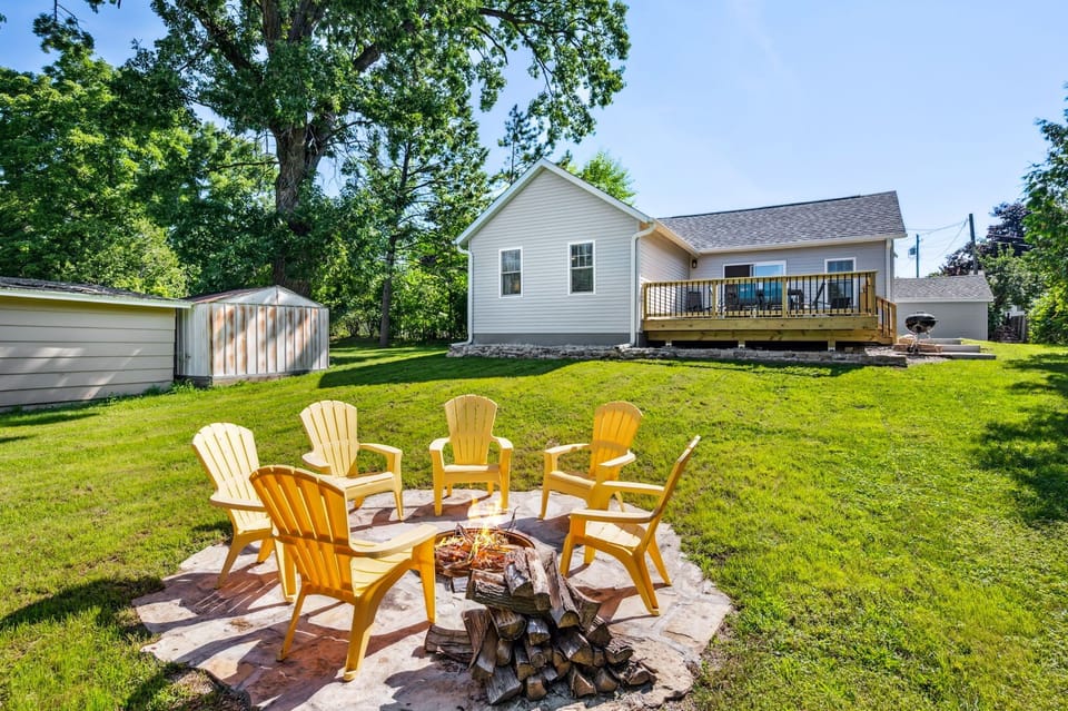 Relax around the fire enjoying your favorite beverage! Wood included!