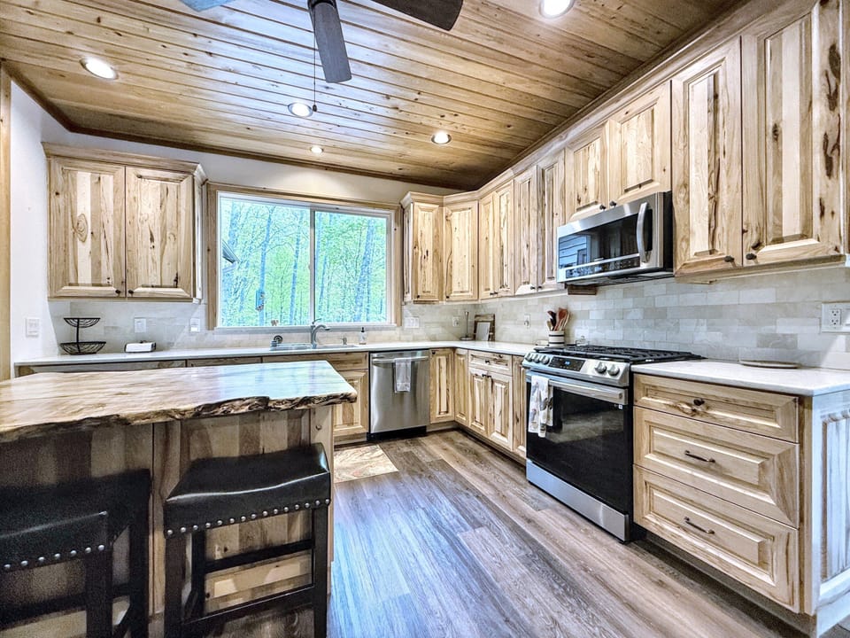 Kitchen island with 2 bar stools