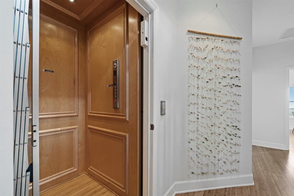Elevator