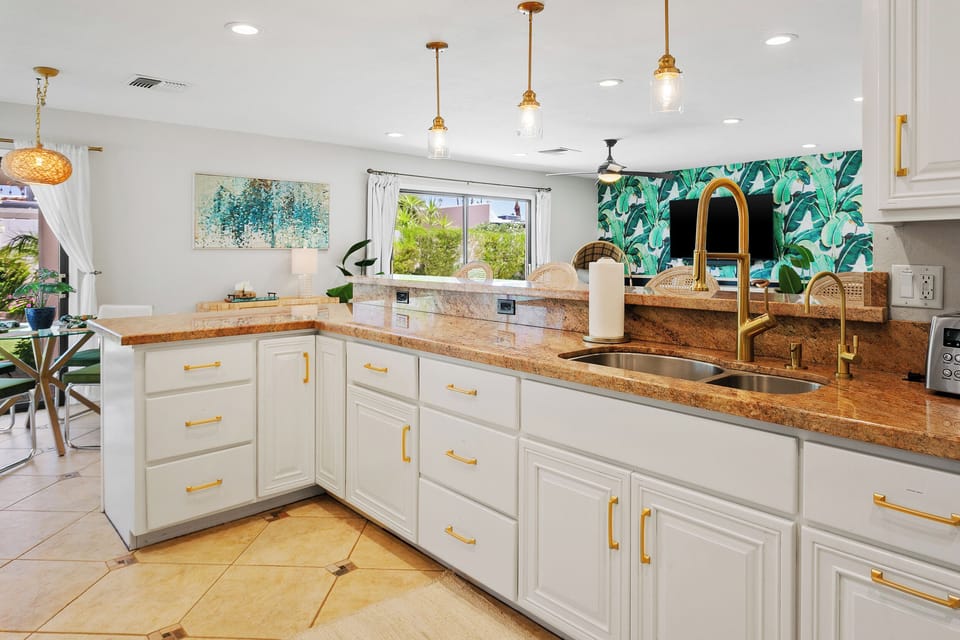 Chef's Kitchen w/ stainless steel appliances and tons of counter space