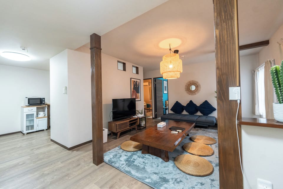 Basic House | Living area