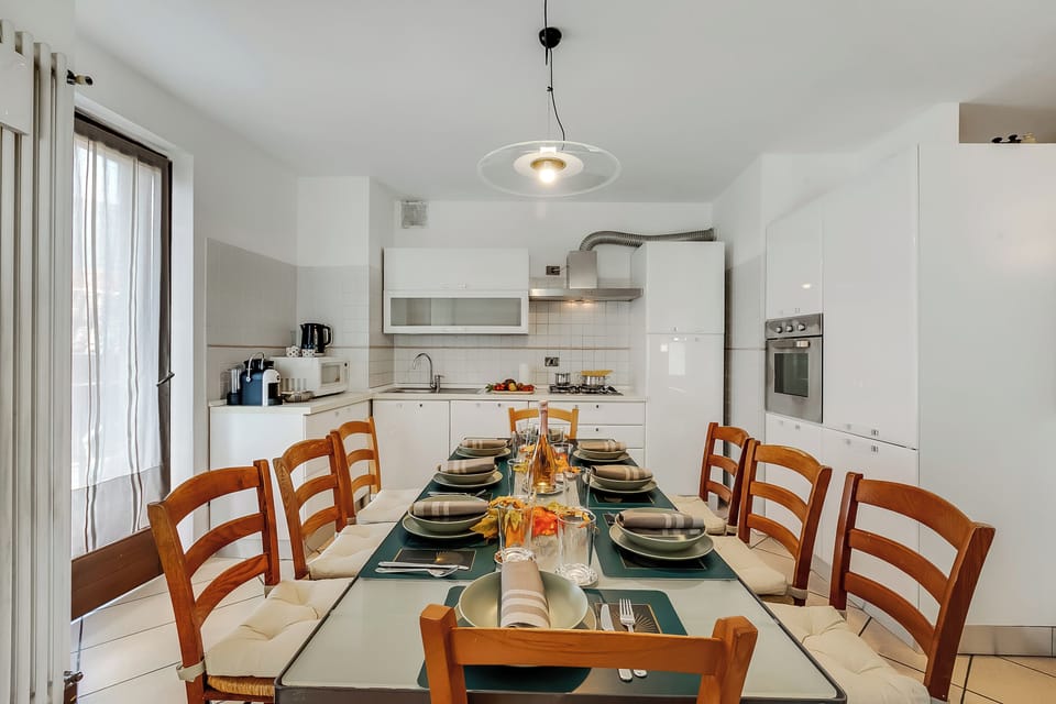 Kitchen and dining area