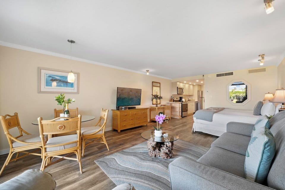 Spacious studio unit