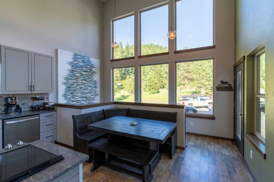 Dining room with views out to the east.