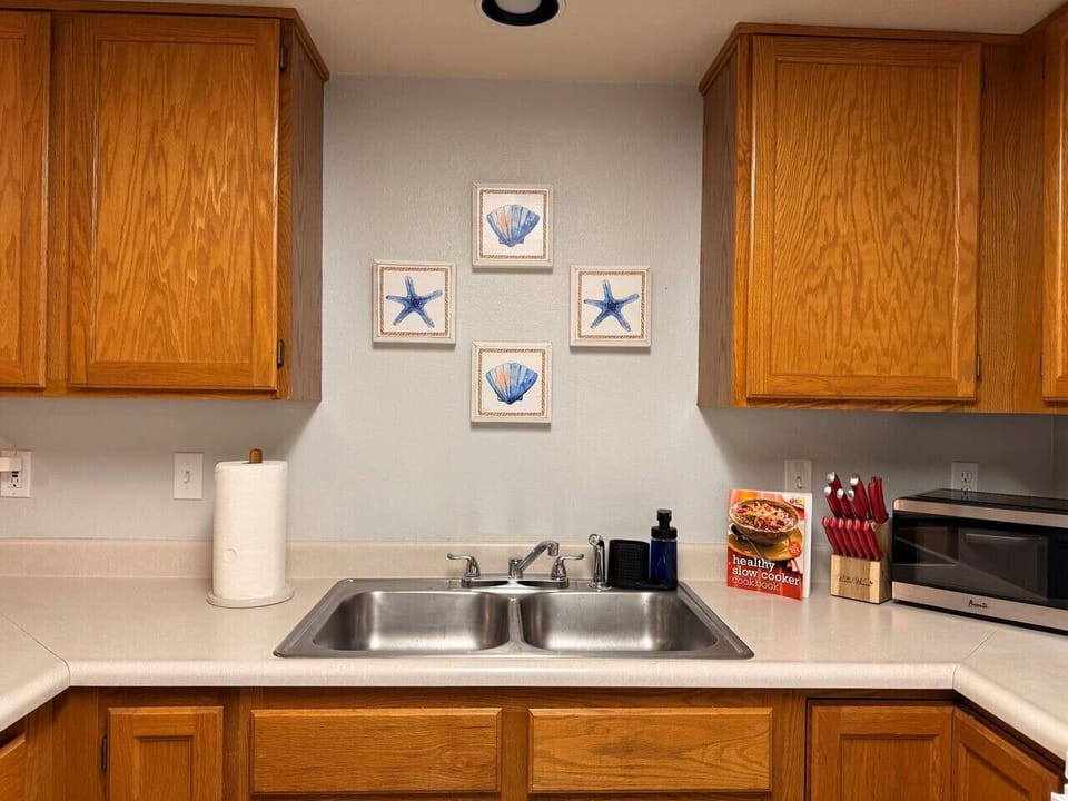 Seashell kitchen