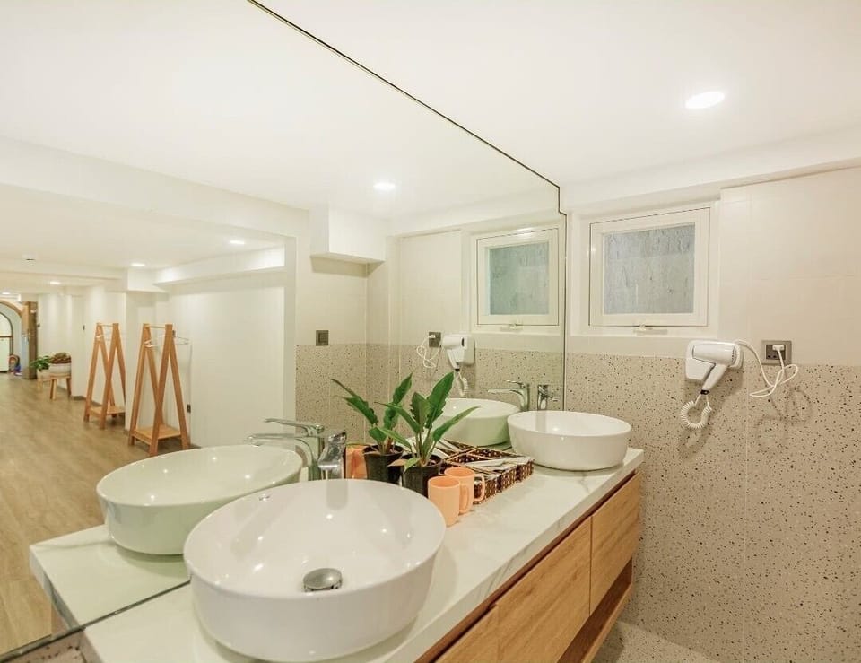 Standard Apartment, City View | Bathroom | Free toiletries, slippers, soap, shampoo