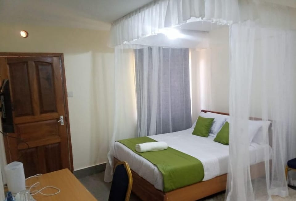 Deluxe Double Room, City View | Free WiFi, bed sheets