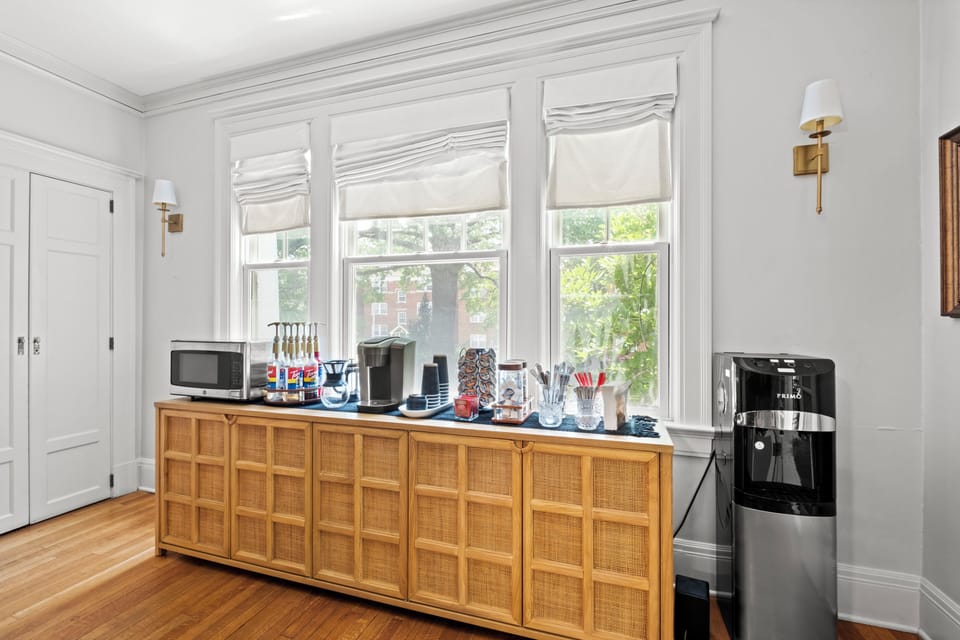 Help yourself to any dishes, coffee, water, etc. in our dining room! Microwave access available