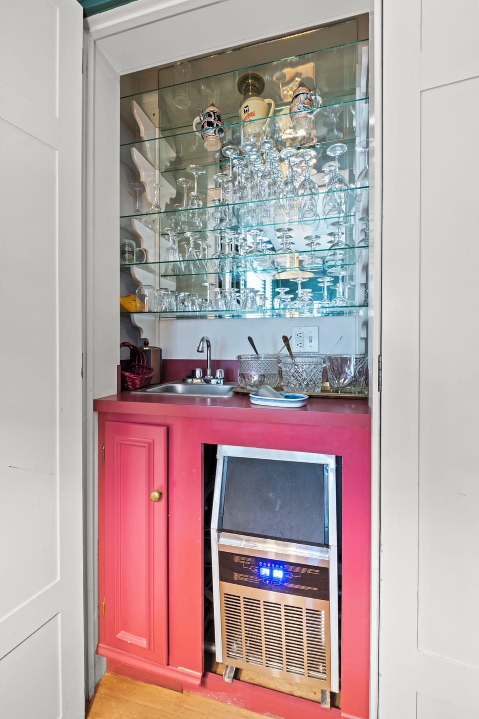 Help yourself to glasses, bottle openers, or ice at our wet bar