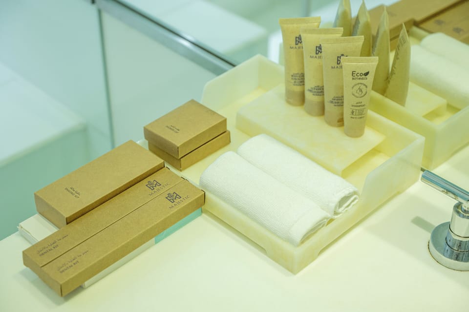 Presidential Suite | Bathroom amenities | Combined shower/tub, deep soaking tub, rainfall showerhead