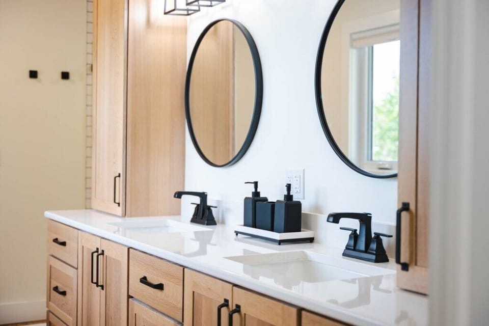Master bath with walk in shower.