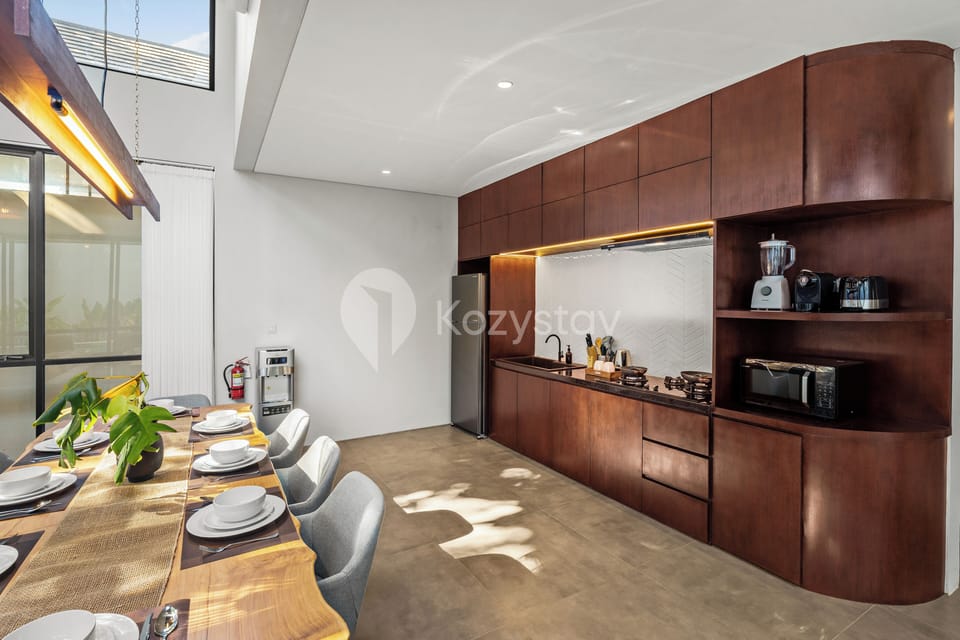 Villa, 4 Bedrooms, Private Pool, Pool View | Dining room