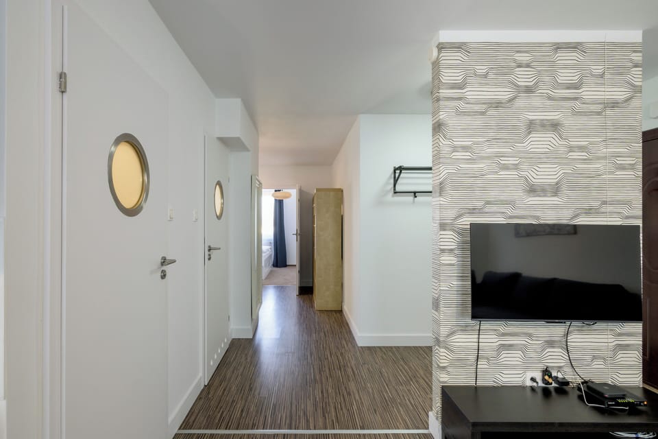 Apartment, Balcony | Living area