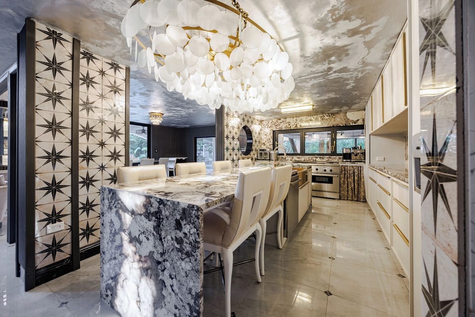 Fully Equipped Main Floor Kitchen. 