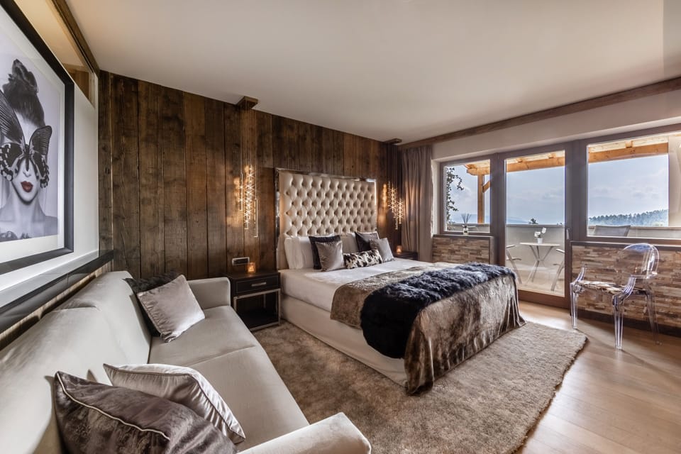 Luxury Room | In-room safe, desk, soundproofing, free WiFi
