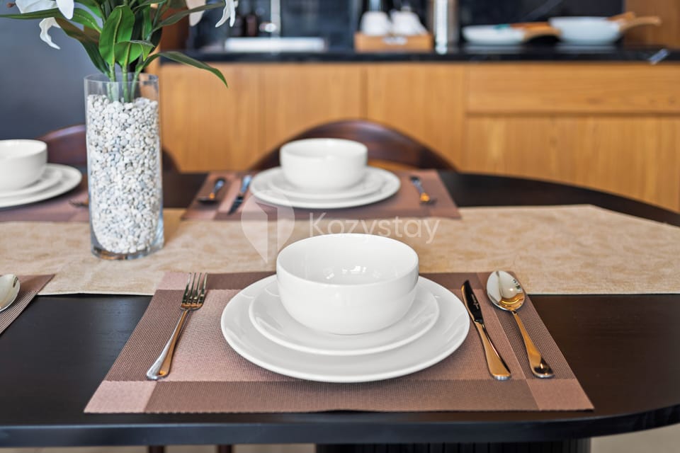 Villa, 3 Bedrooms, Private Pool, Pool View | Dining room