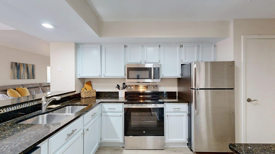 Fully Stocked Kitchen