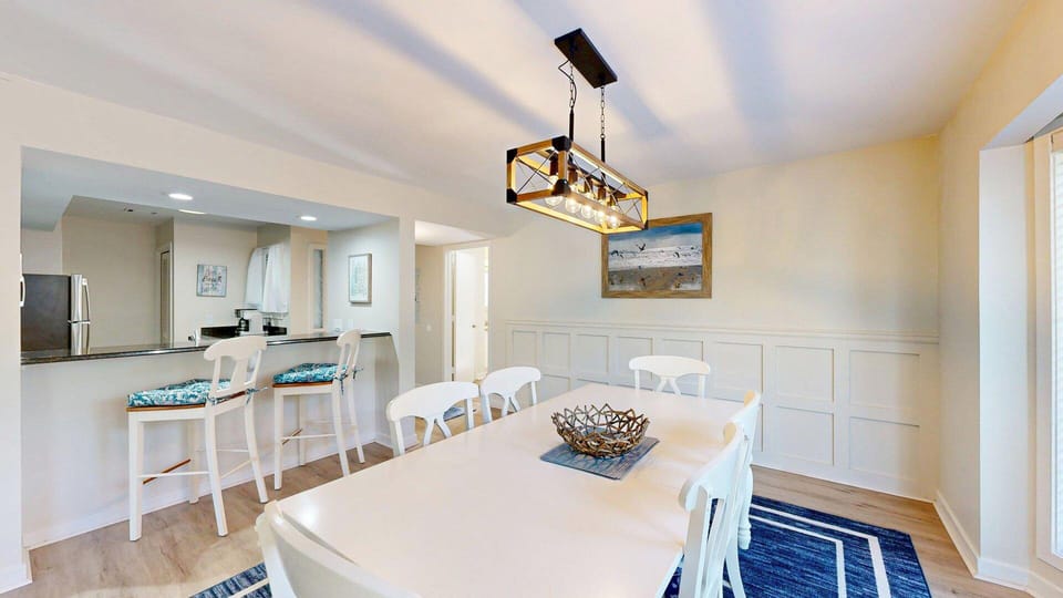 Dining Room and Bar Seating