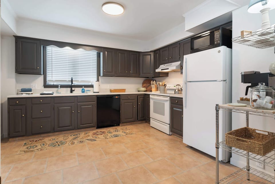 And space for a kitchen dance