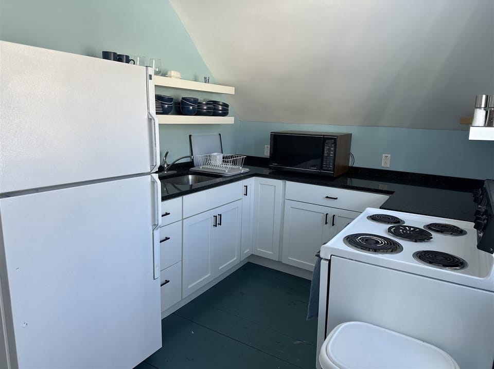Garage Apartment Kitchen