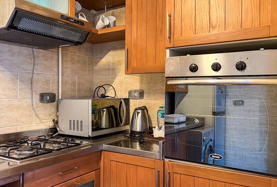 Standard Apartment, 2 Bedrooms, Sea View | Private kitchen