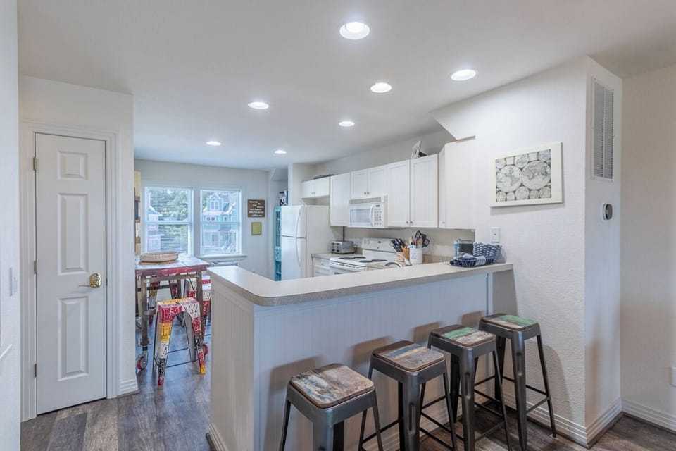 Main Level Kitchen