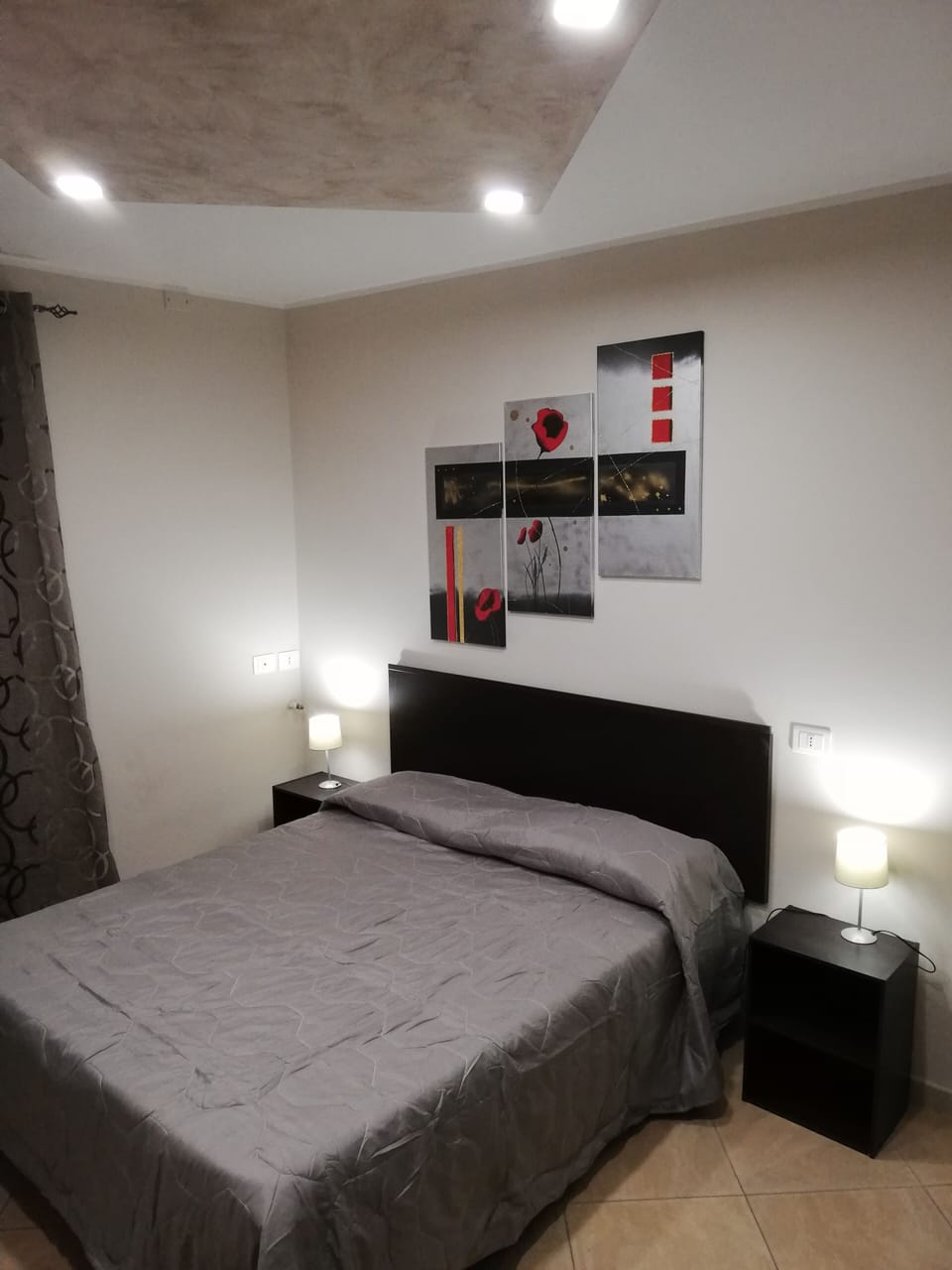 Double or Twin Room, Sea View | Minibar, in-room safe, desk, free cribs/infant beds
