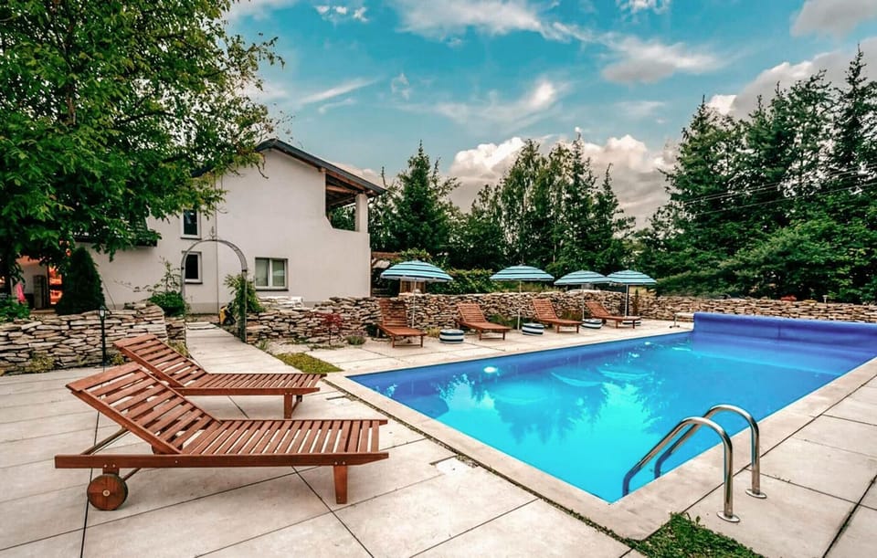pool
