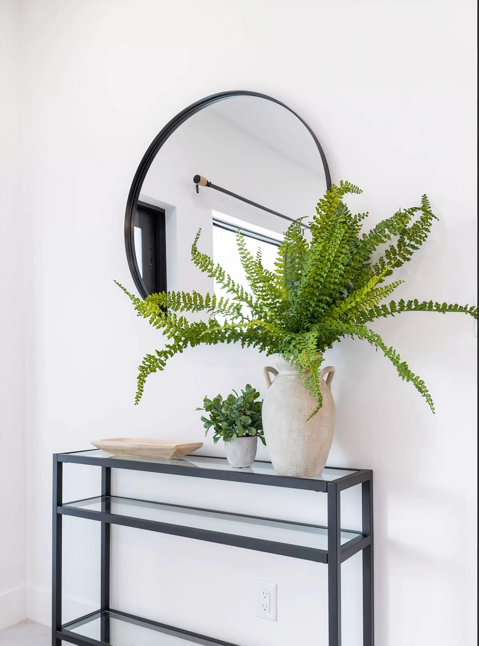 A chic welcome with designer touches and vibrant greenery to greet you.