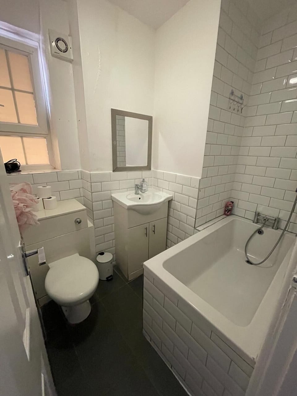 Apartment | Bathroom | Shower, towels