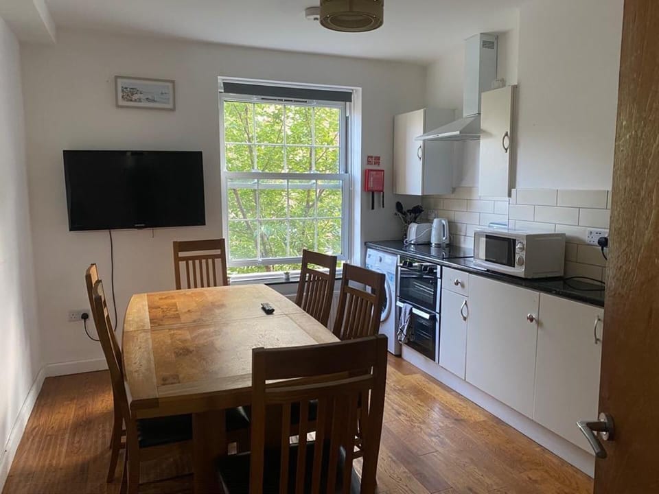 Apartment | Private kitchen | Fridge, microwave, oven, stovetop