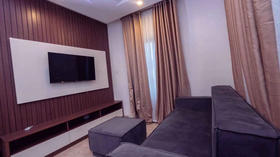 Executive Suite | Living area