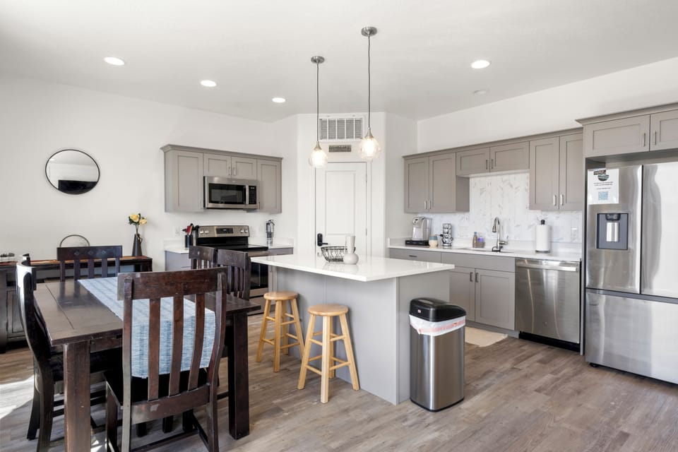 Kitchen Main Floor