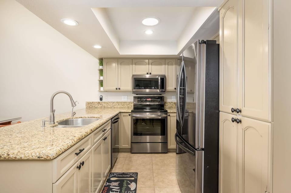 Updated Kitchen with plenty of space