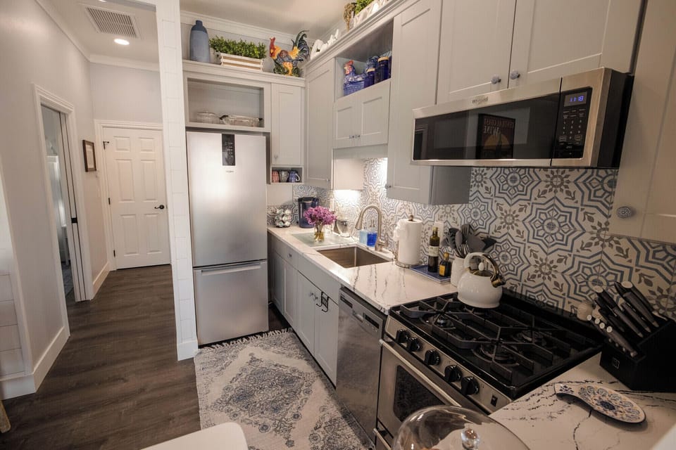 Clark House Apartment Kitchen