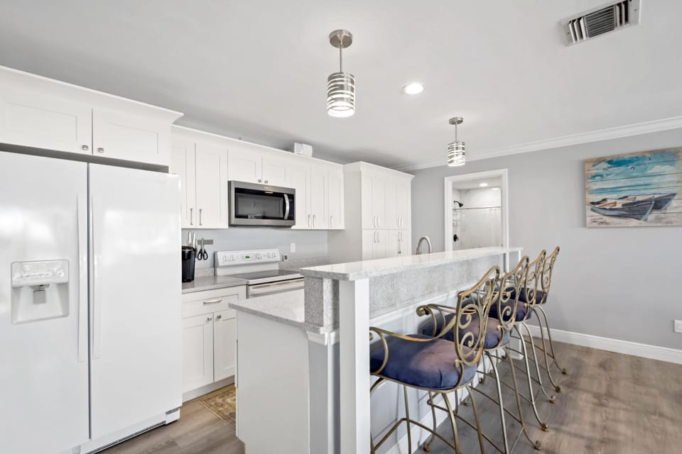 House, Multiple Beds (Osprey Retreat) | Private kitchen | Oven, toaster