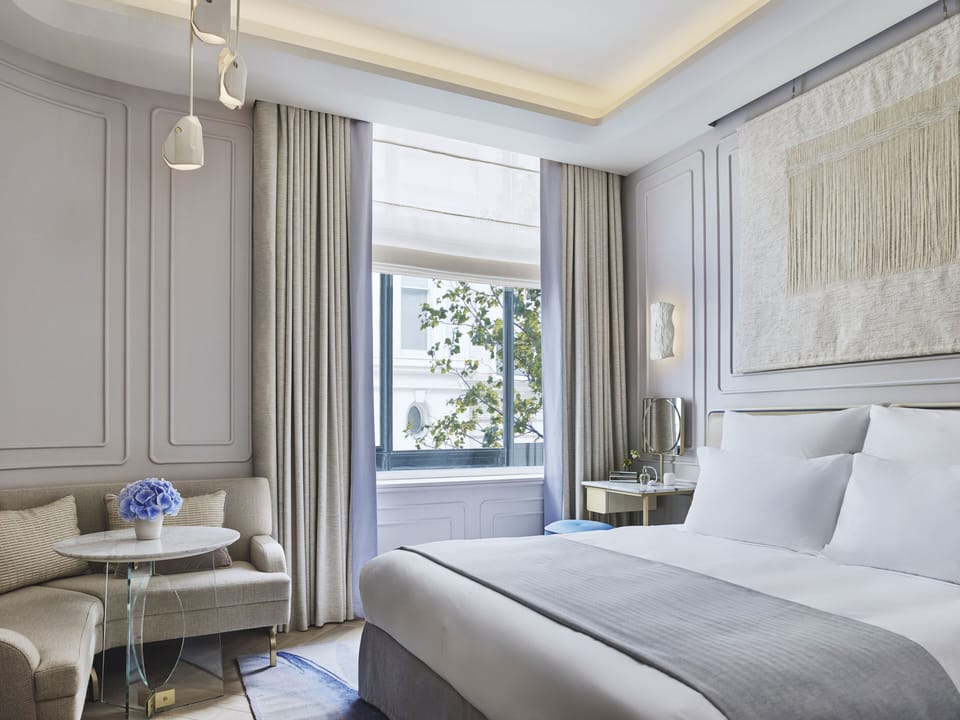 Classic Room | Frette Italian sheets, premium bedding, minibar, in-room safe
