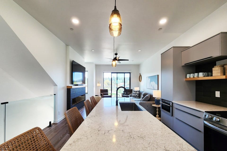 Huge island for meal prep or for hanging out.