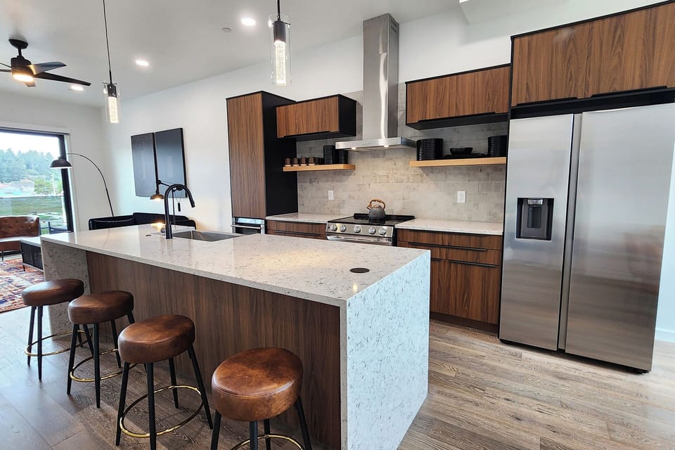 Gourmet kitchen for preparing favorite meals.