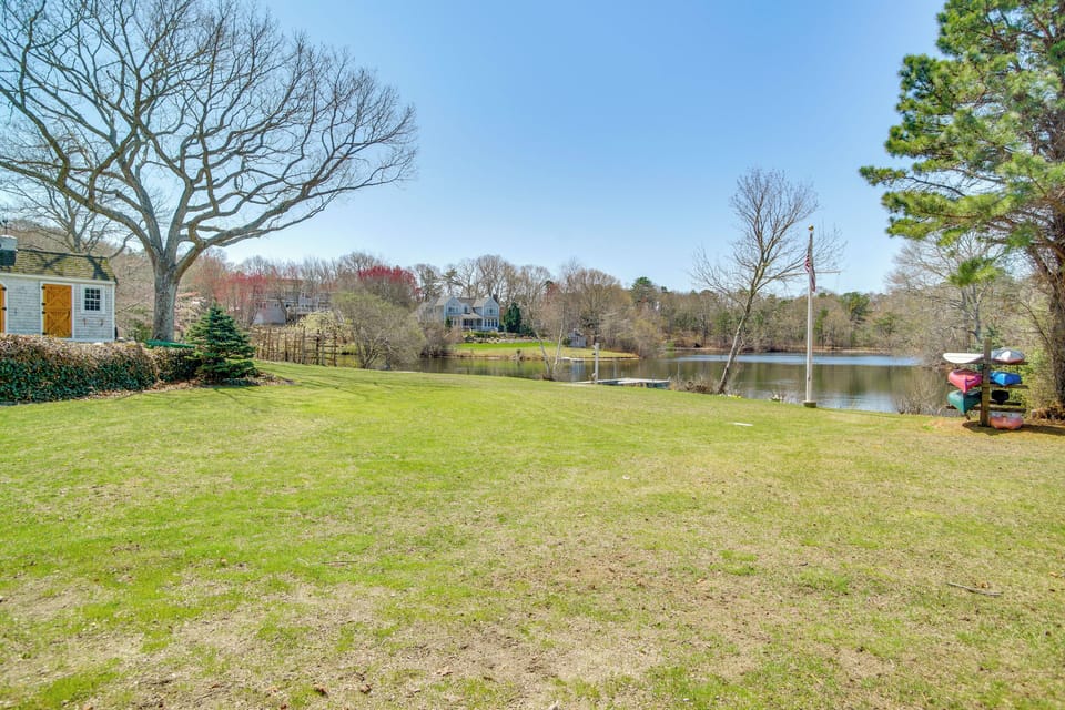Shared Amenities | Pond Access | Kayaks & Paddleboard
