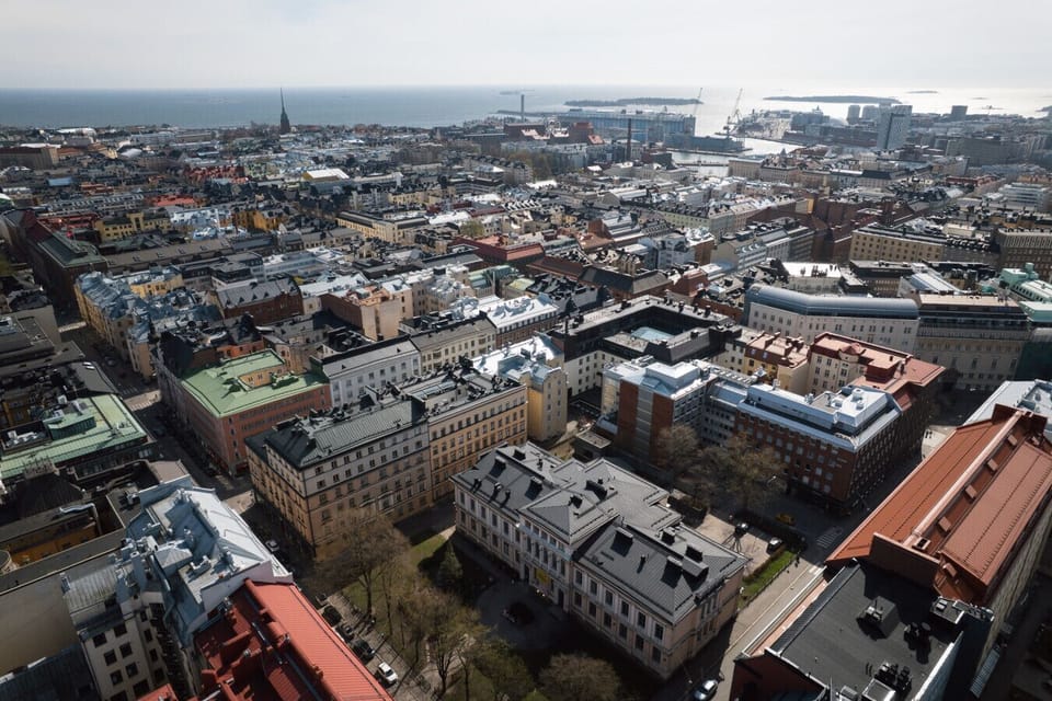 Situated right in the city center, this apartment offers unbeatable access to all that Helsinki has to offer.