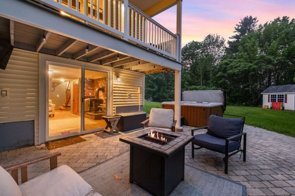 Toast marshmallows, share stories, and soak in those perfect night vibes