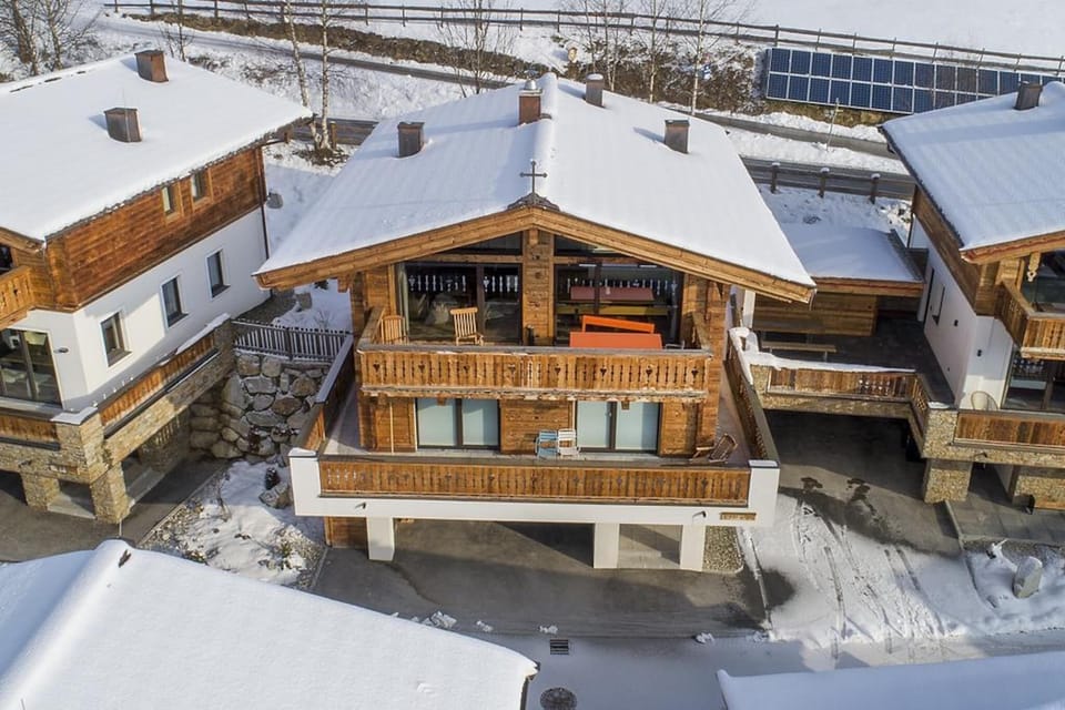 Holiday Home Exterior [winter]