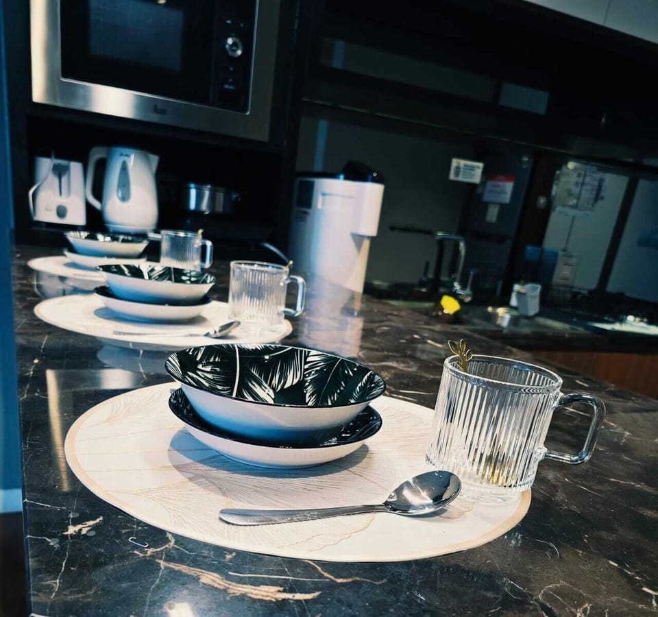 Comfort Apartment, City View | Private kitchen