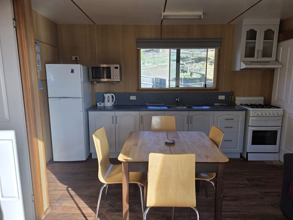 Kitchen/Dinning Area