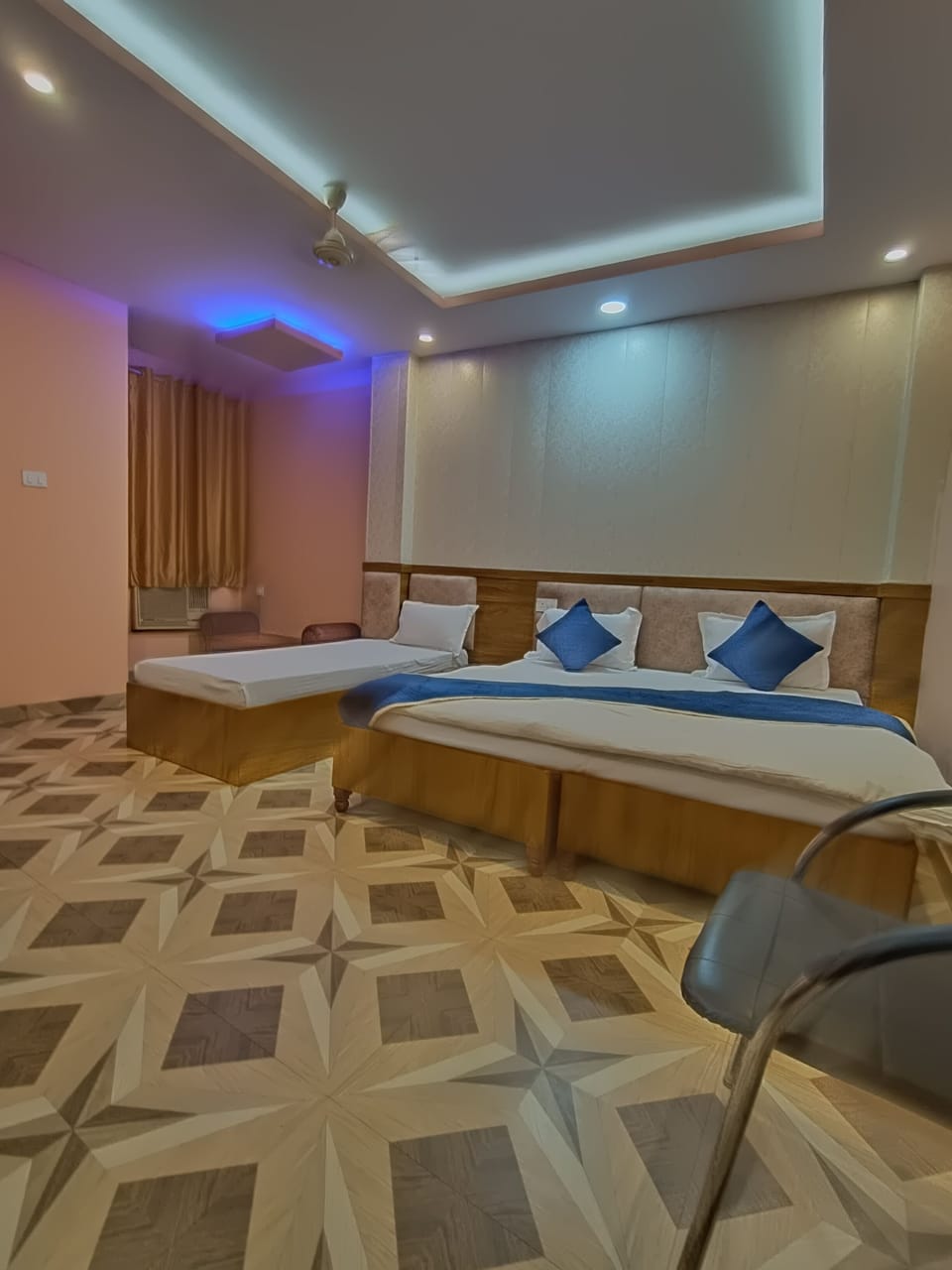Deluxe Double Room, City View | Soundproofing, free WiFi