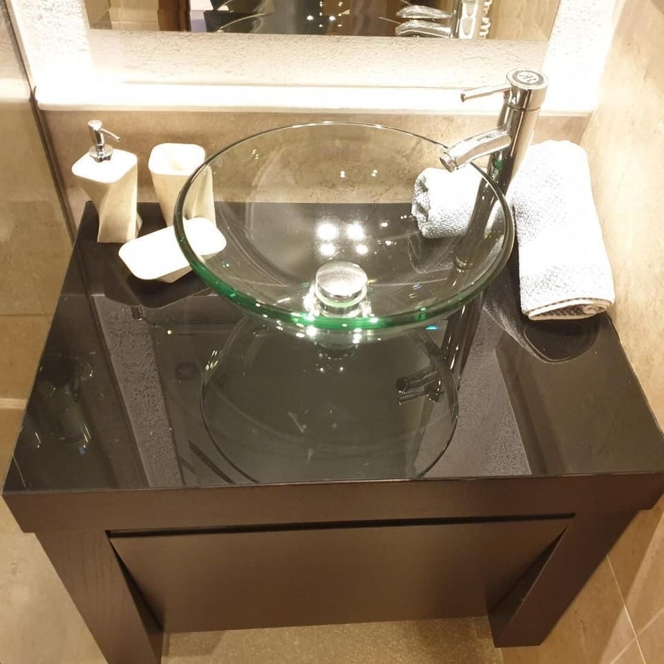 Room, 1 Bedroom, Balcony | Bathroom