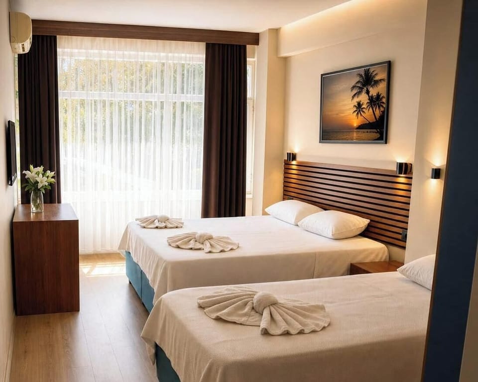 Classic Room, Sea View | Premium bedding, minibar, soundproofing, iron/ironing board